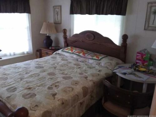 40 Montilla Way, Fort Pierce FL 34952-3442 exterior