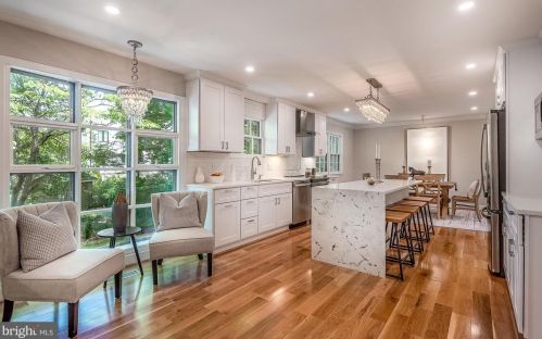 1209 Forestwood Dr, Mc Lean VA  22101-2603 exterior