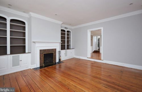 1508 34th St, Washington DC  20007-2726 exterior