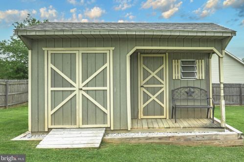 280 Kindig Rd, Littlestown PA 17340-9133 exterior