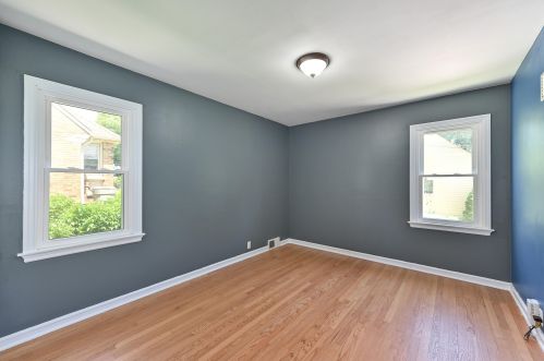 2852 89, Milwaukee WI 53222-4603 exterior