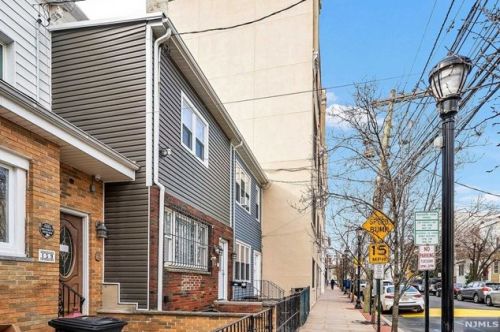 161 St, Union City NJ 07087-5439 exterior