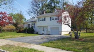 24 Emerson Pl, Wayne NJ  07470-3642 exterior