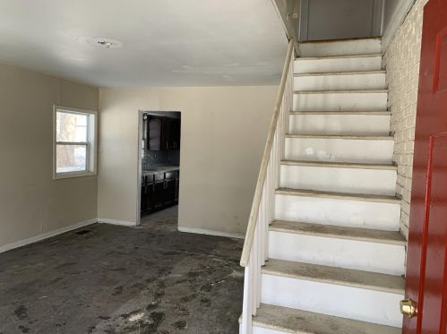 1211 Cass St, Gary IN 46403-3750 exterior