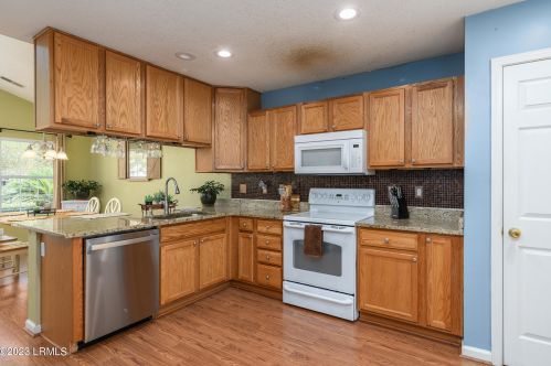 252 Flt Rock Trce, Bluffton SC 29910-7843 exterior