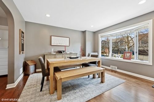 668 Prospect Ave, Elmhurst, IL 60126-4363