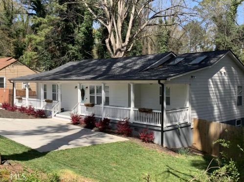 1551 Avon Ave, Atlanta GA  30311-2703 exterior