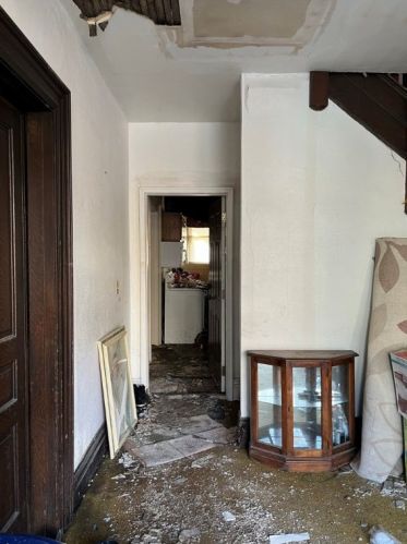 1524 Beechview Ave, Pittsburgh PA 15216-3335 exterior