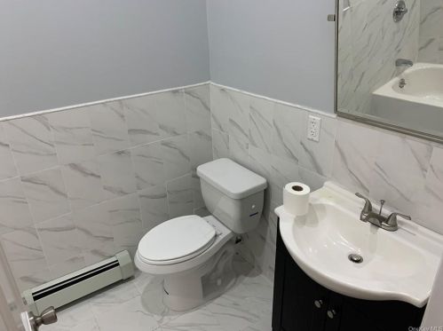 2306 Bassford Ave, Bronx NY  10458-7858 exterior