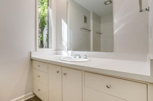 11150 Fernald Ave, Dallas TX 75218-1203 exterior