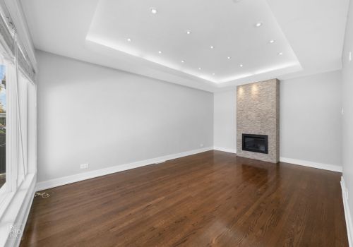 3617 Marquette Rd, Chicago, IL 60629-4140