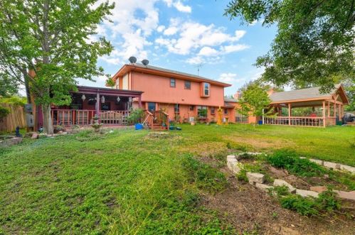 12422 Deer Trak, Austin TX 78727-5746 exterior