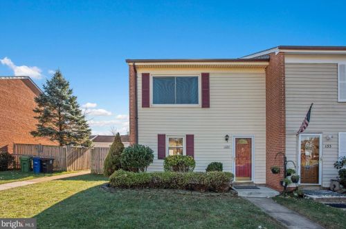 131 Catoctin Cir, Leesburg VA  20175-3808 exterior