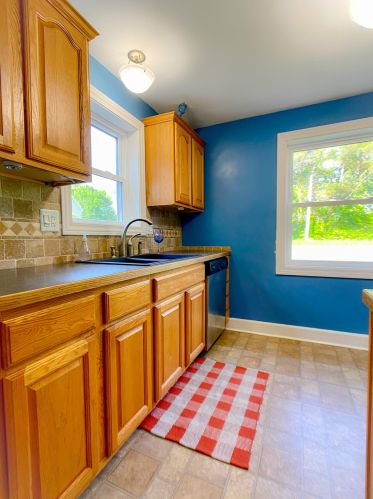 3294 Black Crk Rd, Meskegon MI 49444-3482 exterior