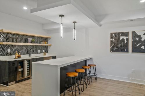 1520 Brookhaven Dr, Mc Lean VA  22101-4127 exterior