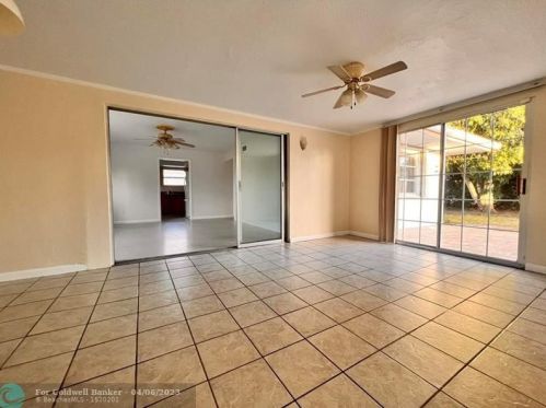 124 Lobster Rd, Fort Pierce FL  34983-1718 exterior