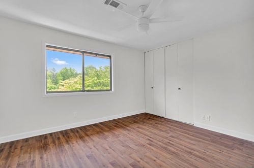 2559 Bradford Sq, Atlanta GA 30345-1339 exterior