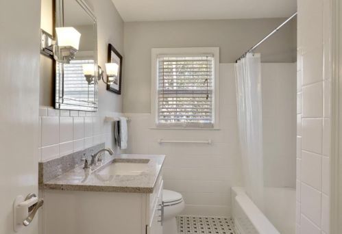 1070 Beech Hvn Rd, Atlanta GA 30324-3802 exterior