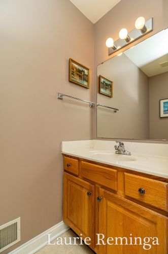 5450 Heathwood, Grand Rapids MI 49512-9514 exterior