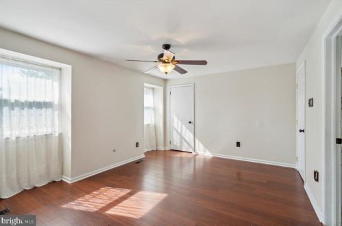 54 Orch Ct, Limerick PA 19468-2913 exterior