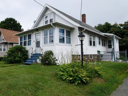 12 Paul St, Worcester, MA 01606-3109