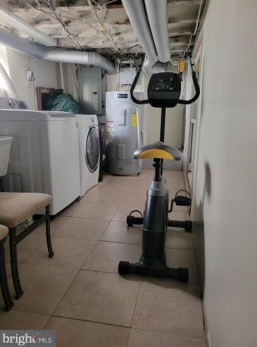 531 Benner St, Philadelphia PA 19149-3214 exterior