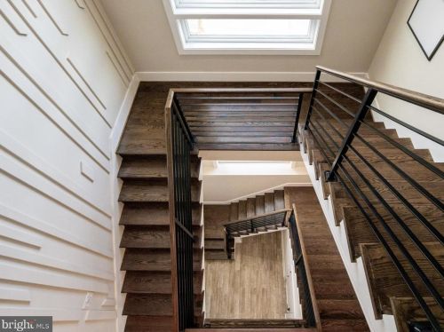 1270 Lawrence St, Washington DC  20017-4027 exterior