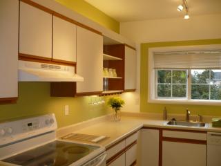 3512 23rd Ave, Portland OR  97212-1400 exterior