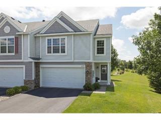 2230 Saint Johns Cir, Saint Paul, MN 55129-9400