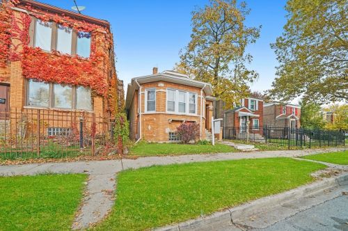 1220 71st Pl, Chicago, IL 60619-1306
