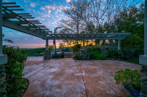 1380 Souza Dr, Folsom CA  95762-7561 exterior