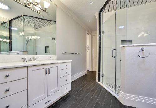 2820 Fountain Blvd, Tampa FL  33609-4012 exterior