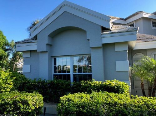 827 Ashburton Dr, Naples FL 34110-7906 exterior