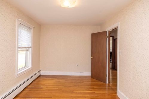 12 Kilmer Ave, Taunton MA 02780-4034 exterior