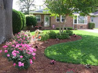 1418 Philmont Ave, Chesapeake, VA 23325-3718