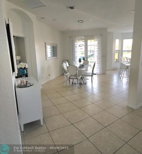 1807 Jamesport Dr, Fort Pierce FL 34953-4599 exterior