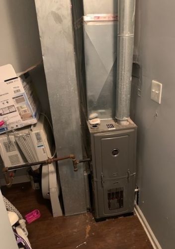 6831 Calumet Ave, Chicago IL 60637-4004 exterior