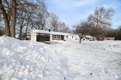 1748 Prince Ln, Meskegon MI  49445-1742 exterior