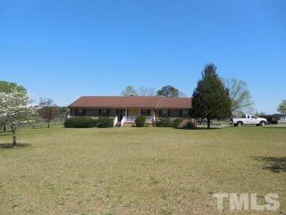 109 Williams Rd, Coats, NC 27521-9588