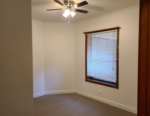 6106 Dorchester Ave, Chicago IL 60637-2842 exterior