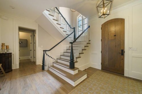 4515 Conway Dr, Atlanta GA 30327-3535 exterior