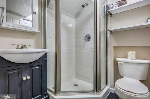 401 Fayette St, Alexandria VA 22314-2228 exterior