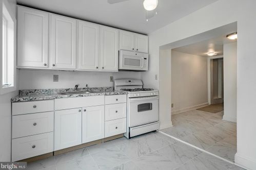 3 Walnut St, Pottstown PA 19464-5418 exterior