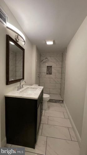 827 Philadelphia Ave, Silver Spring MD  20910-4935 exterior