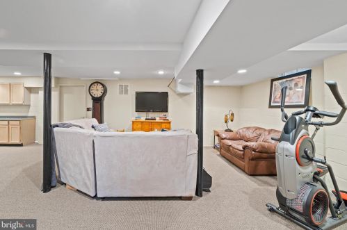 414 Bergen St, Trenton NJ 08610-5815 exterior