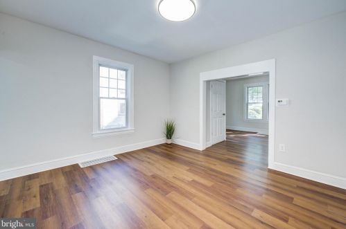 154 Prospect St, Camden NJ 08109-2651 exterior