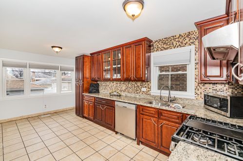 7311 Pensacola Ave, Chicago IL 60706-1156 exterior