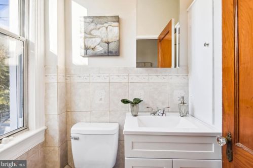 40 Hamilton St, Washington DC 20011-6313 exterior