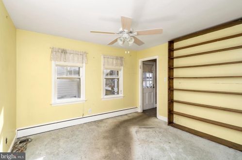 900 Hamilton St, Roebling NJ exterior