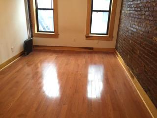 21 Westminster Rd, Brooklyn NY  11218-2849 exterior